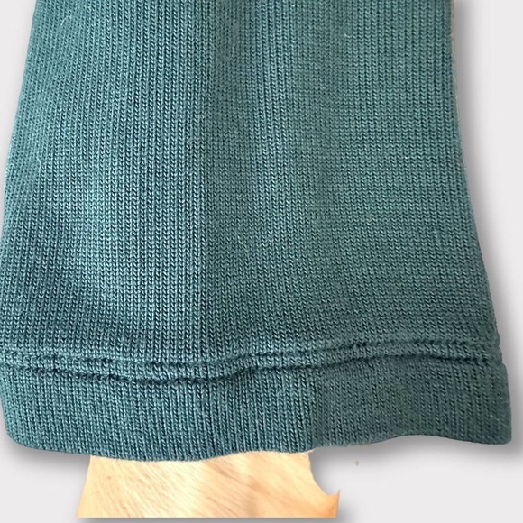 Amour Vert Women's Lily Turtleneck S Top Green Soft Modal Boxy Stretch Revolve - Picture 5 of 9